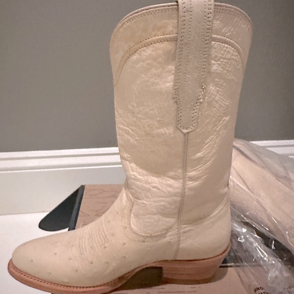 Tecovas Chloe Pearl Smooth Ostrich
